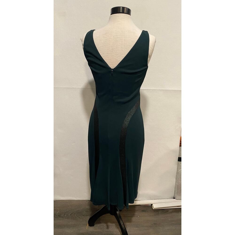 David Meister Women's 6 Green Double V-Neck Sheath Dress Metallic Details - Picture 6 of 14